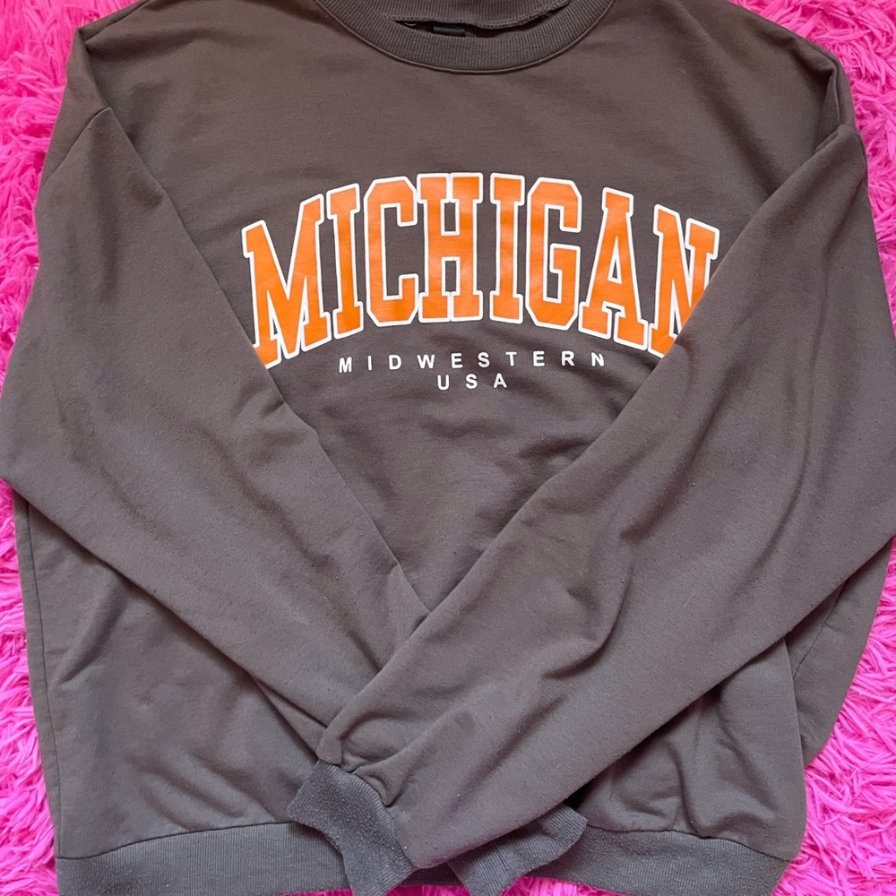 cozy crewneck